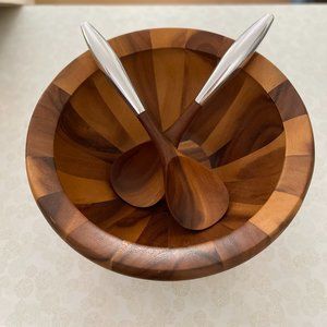 Nambe Yaro Salad Bowl with Servers